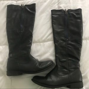 Wide calf just below the knee boots